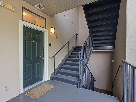 5th image of 20 SW 6th St APT 214