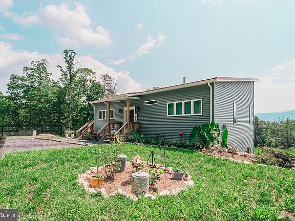 3rd image of 486 Brush Bottom Ln