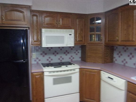 5th image of 2322 N Monroe St
