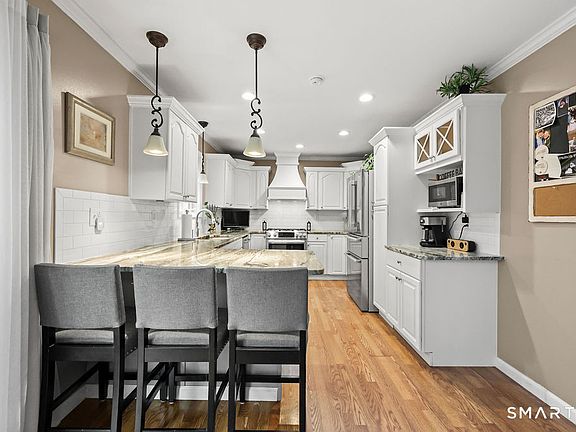 5th image of 11 Szegda Road