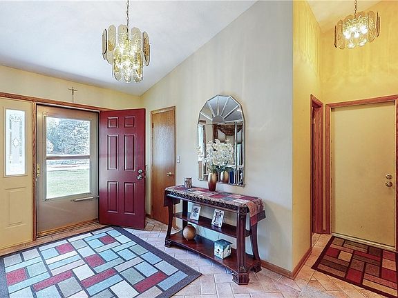 3rd image of 1623 Hawthorn St