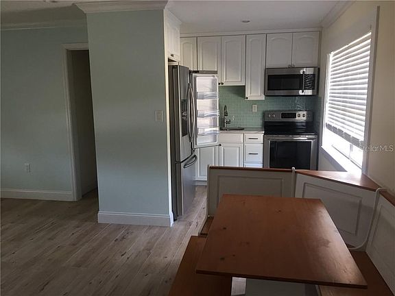 5th image of 339 Tyler Ave