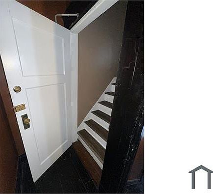 4th image of 3213 Gilbert Ave #3