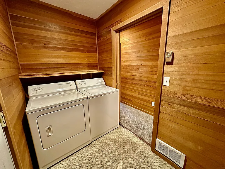 1204 N Brooklane St — Photo 20