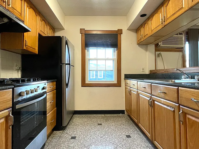 45 Division St #2L — Photo 7
