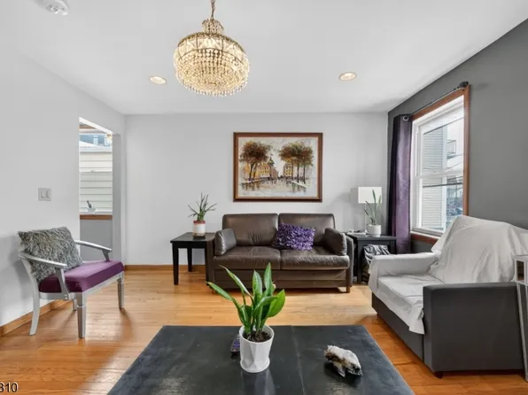 99 Bruen St, Newark City, NJ 07105