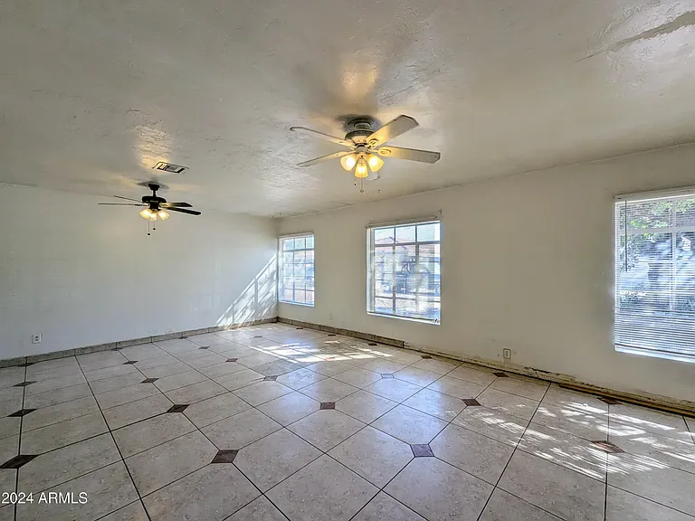1314 W Whitton Ave — Photo 12