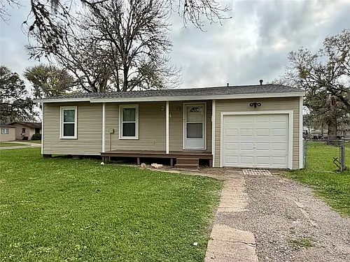 234 Jasmine St Photo 1