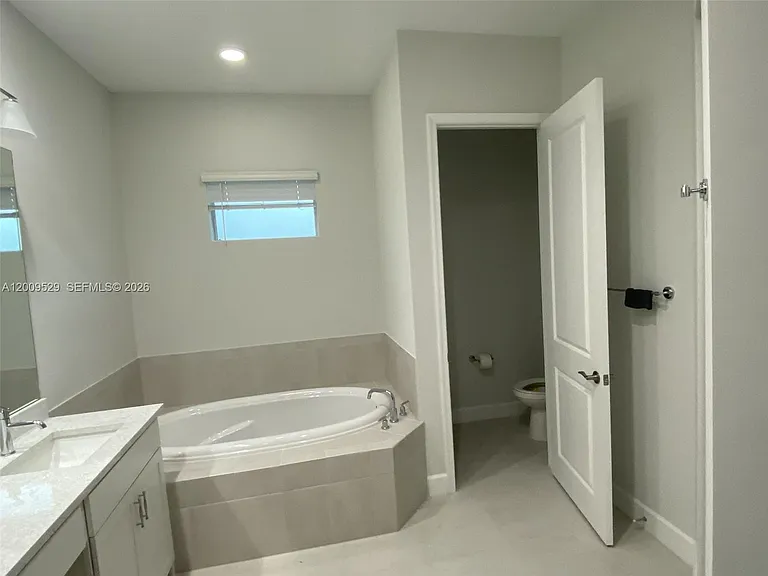 4624 Citrus Blossom Ct — Photo 16