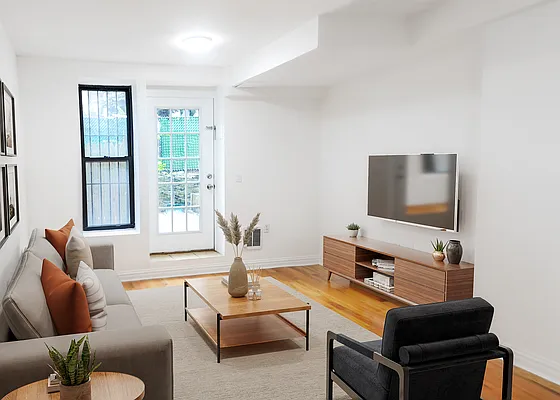 Rented by Freestone Property Group | media 9