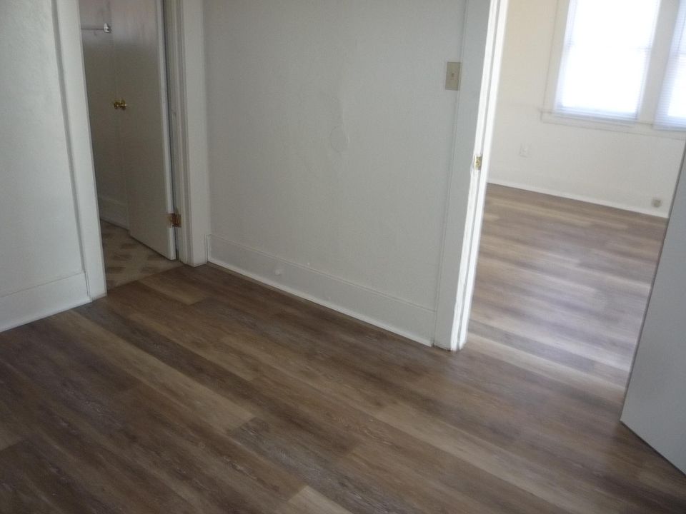 2nd image of 1431 4th St
