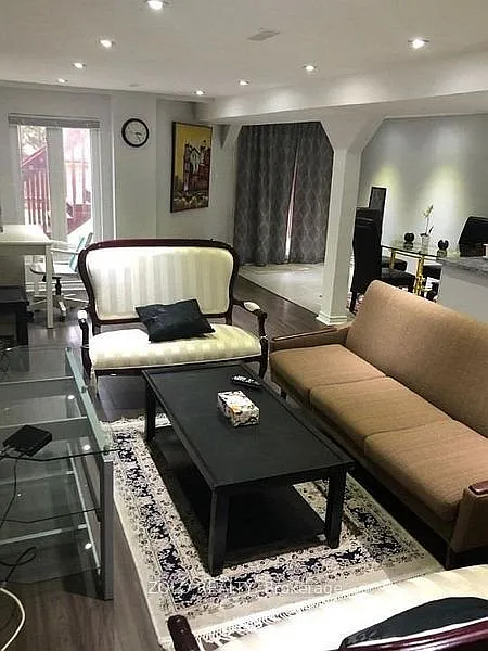 2 bed, $2,000 — Photo 2