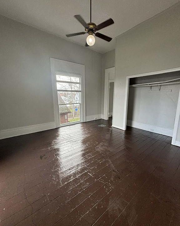 1st image of 221 N Columbia St APT E