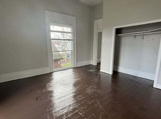 221 N Columbia St APT E, Warsaw, IN 46580