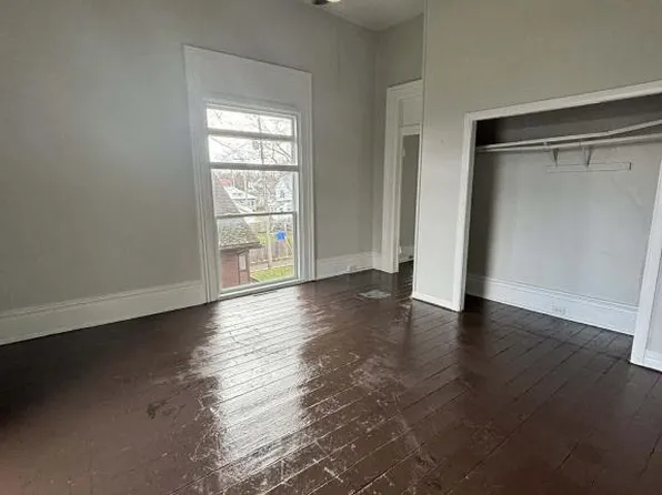 221 N Columbia St APT E, Warsaw, IN 46580