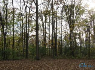 6077 Mitchaw Rd, Sylvania, OH 43560