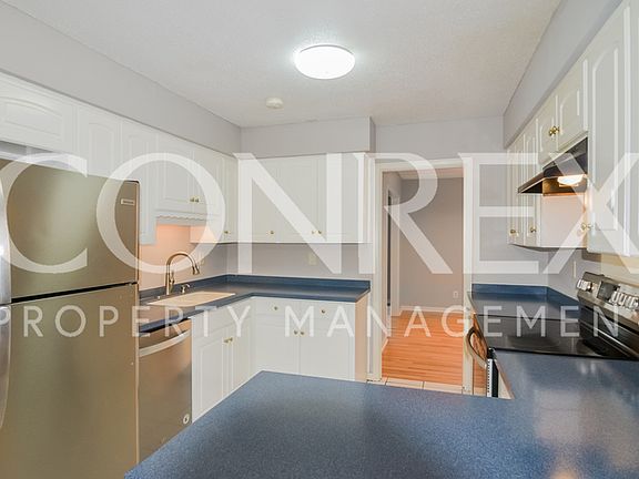 5th image of 2024 Green Acres Dr