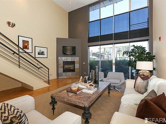 5th image of 128 Morris St APT 6