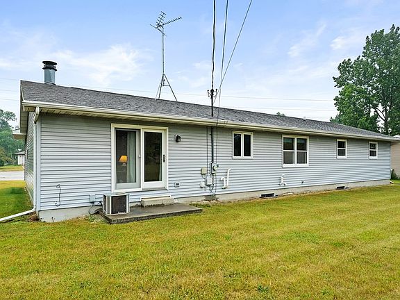 5th image of 813 S Hudson Ct