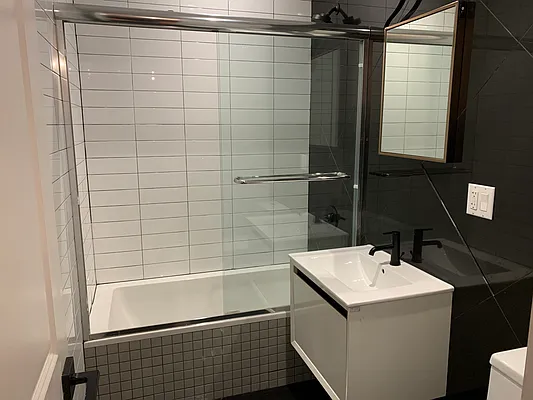 Rented by Bruma Realty LLC | media 3