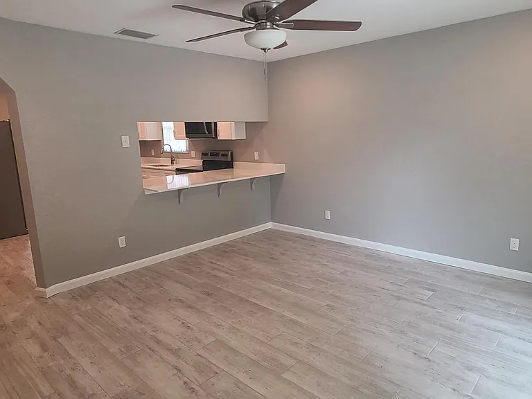 2347 South Ave — Photo 6