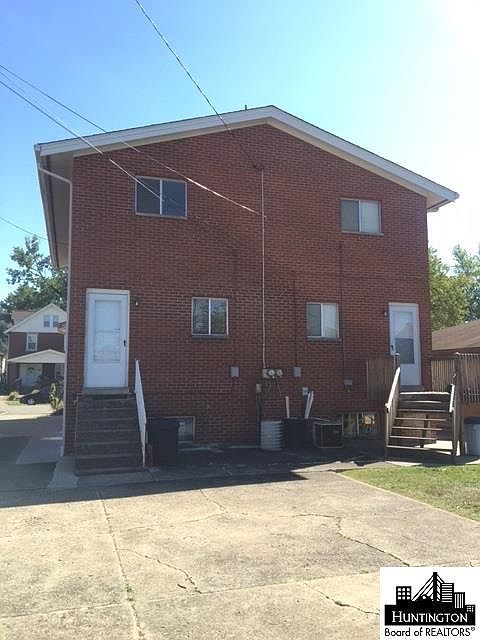 2nd image of 108 9th Ave W