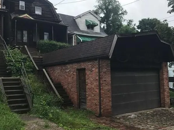 1115 Chartiers Ave, Pittsburgh, PA 15220