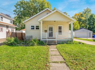 1561 W Prospect Ave, Appleton, WI 54914