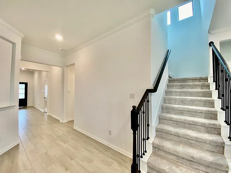 8710 Morning Glow Dr — Photo 10