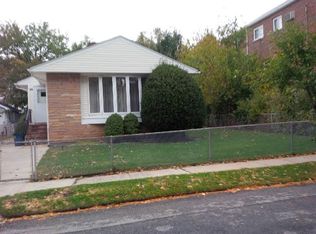 101 Buckley St, Bronx, NY