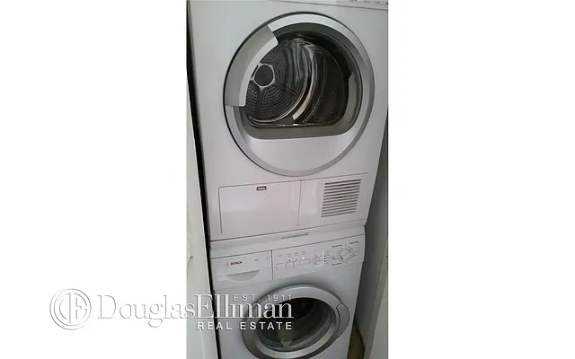 Rented by Douglas Elliman | media 15