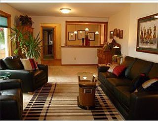 2nd image of 1809 Arcadia Dr