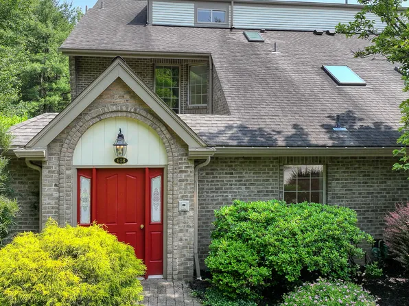 618 Essex Ct, Pittsburgh, PA 15238