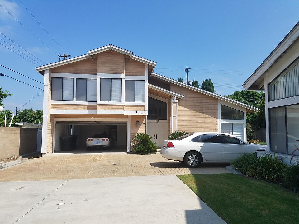 1st image of 8677 Lampson Ave