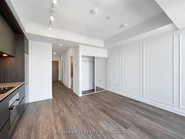 225 Sumach St #2802 — Photo 13