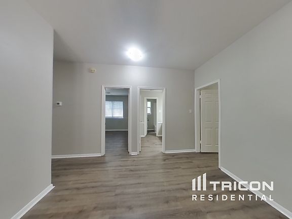 5th image of 14818 Cedar Isle Dr