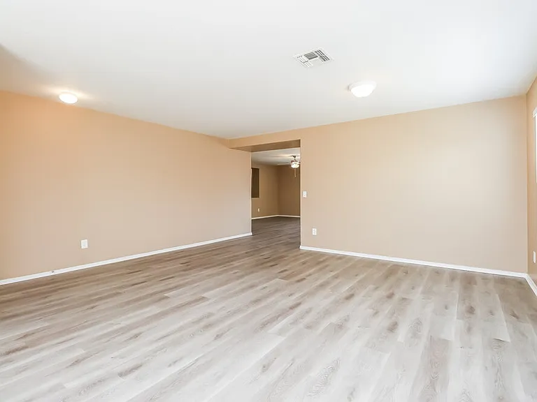 2601 W Spencer Run — Photo 4