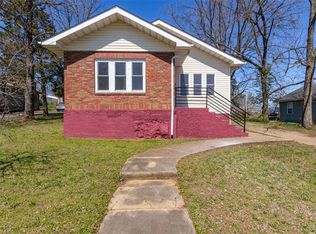 12 W Church St, Park Hills, MO 63601