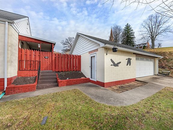 4th image of 54 S Mill St