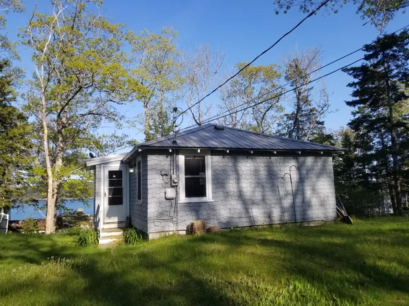 5 Warren Street, Harpswell, ME 04079