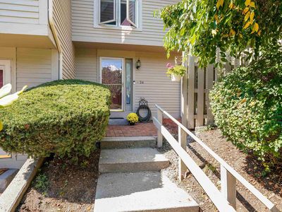 34 Briston Court, Bedford, NH, 03110