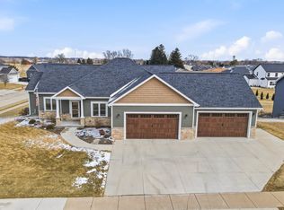 834 Evergreen Dr, Brownsville, WI 53006