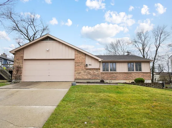 1911 Broadhurst Ave, Cincinnati, OH 45240