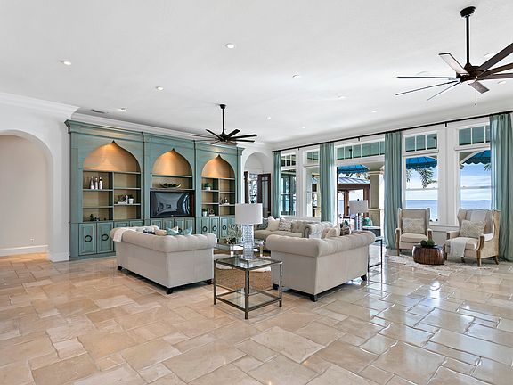 5th image of 108 Martinique Ave