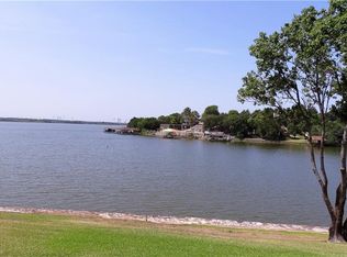 5210 Country Club Dr, Granbury, TX 76049