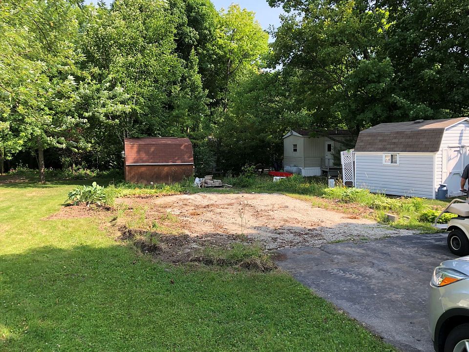 1st image of 6606 Pearl Ln #207