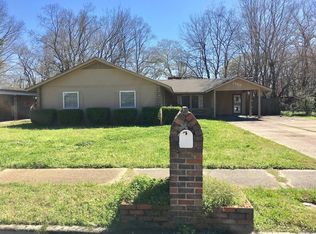 2732 N Wallace Dr, Montgomery, AL 36116
