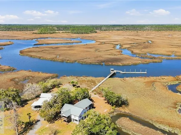 1116 Pleasure Point Ln NE, Townsend, GA 31331