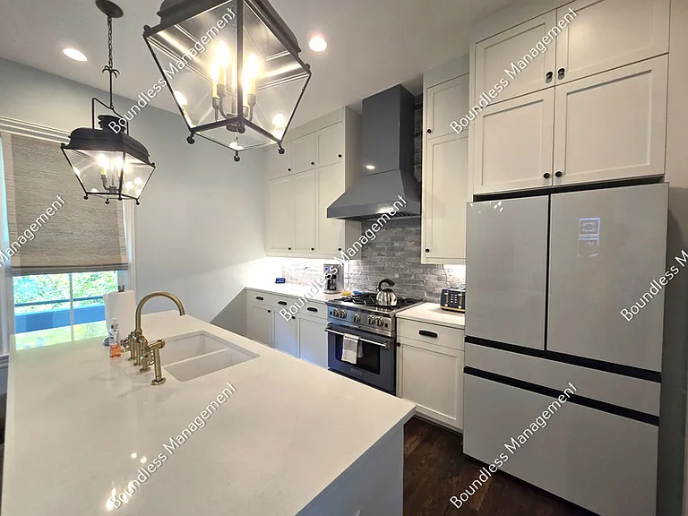 28 Bass St SE — Photo 5
