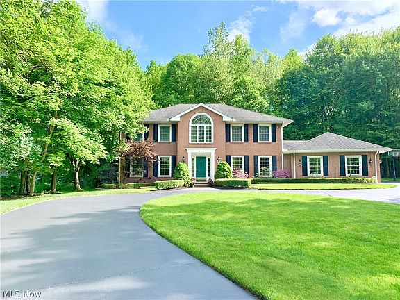 2nd image of 874 Hardwood Ct
